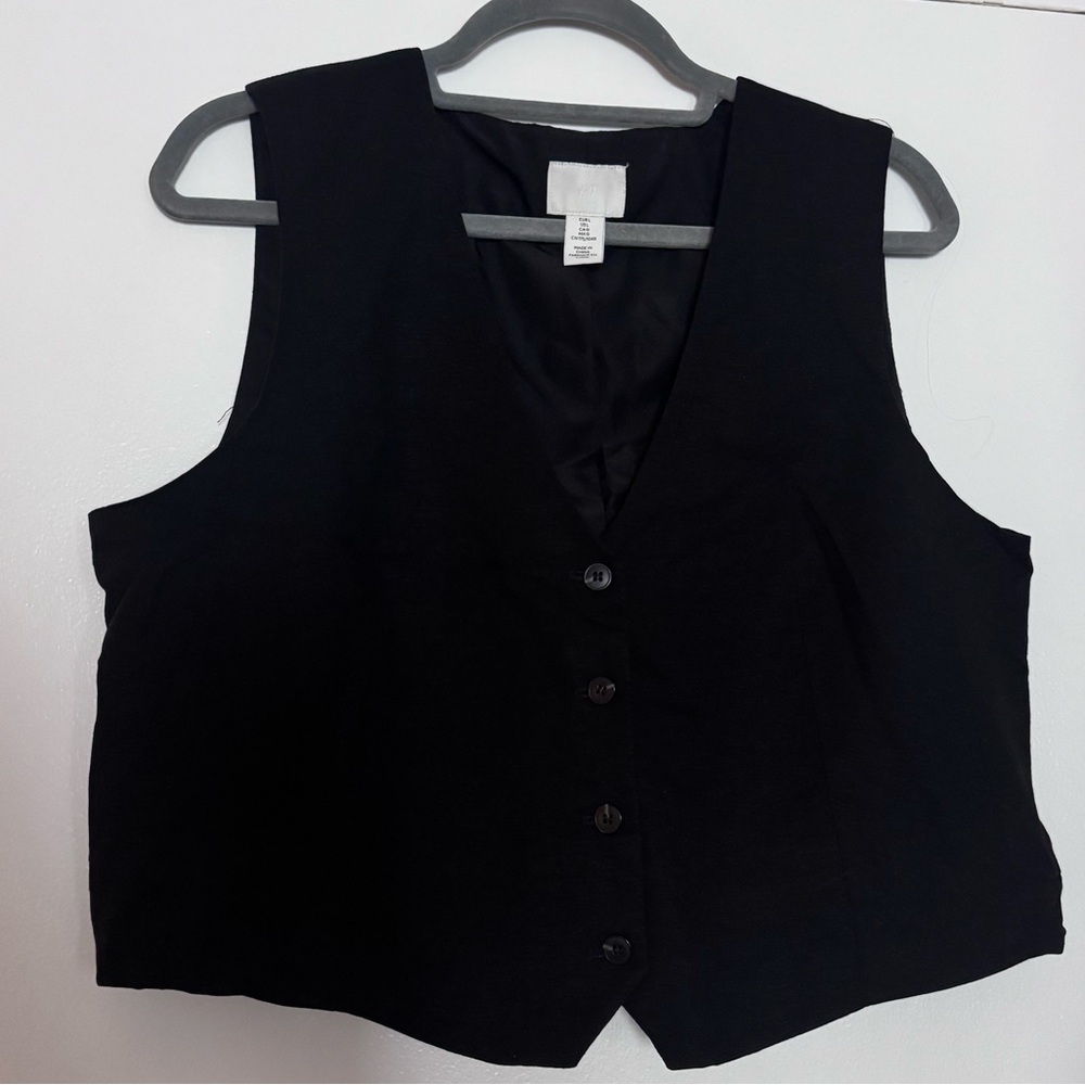 H&M Black Button-Front Women's Vest